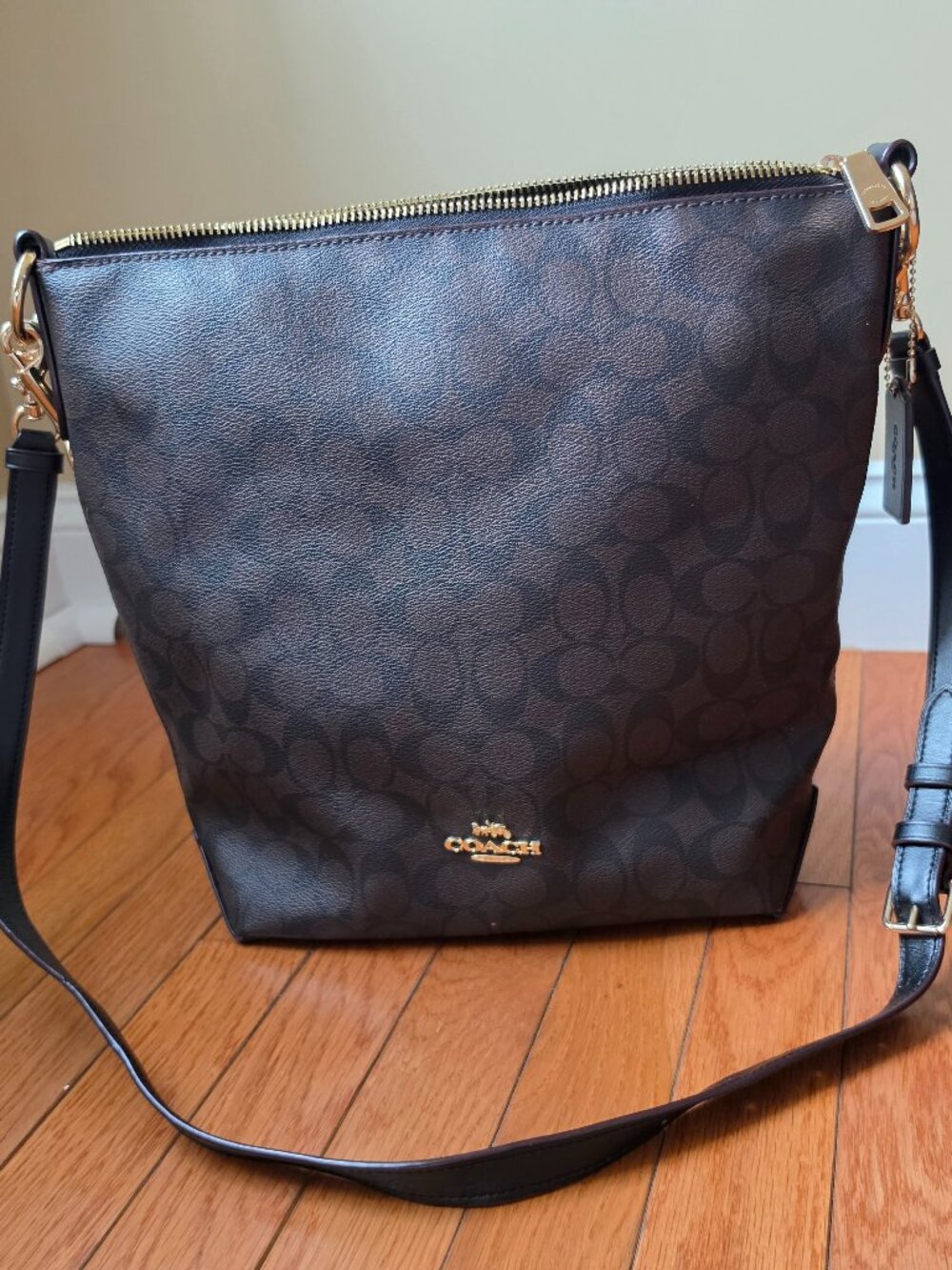 Coach Val Duffle Handbag Signature Canvas Crossbody F31477
